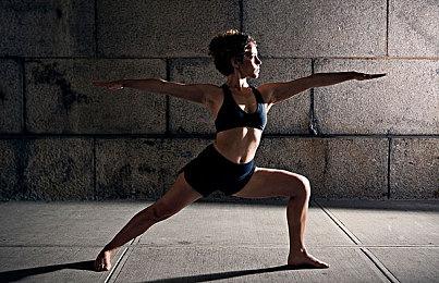 APRG《绯红结系》发售2周年纪念 官方贺图发布